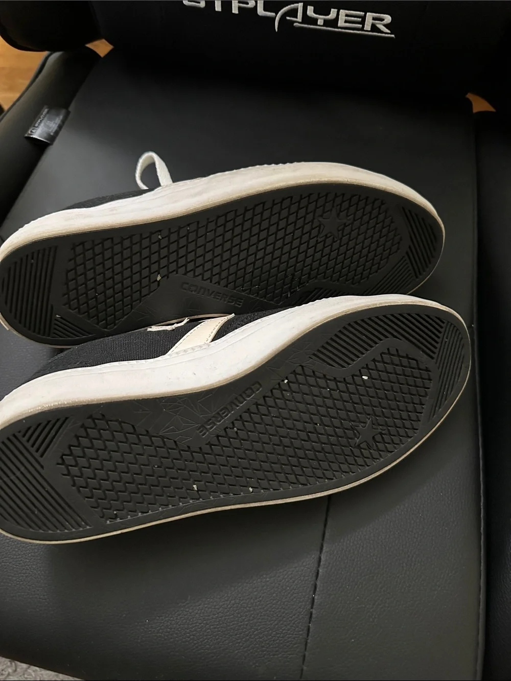 Converse Men's Black and White Skateboarding Shoes - Picture 3 of 4